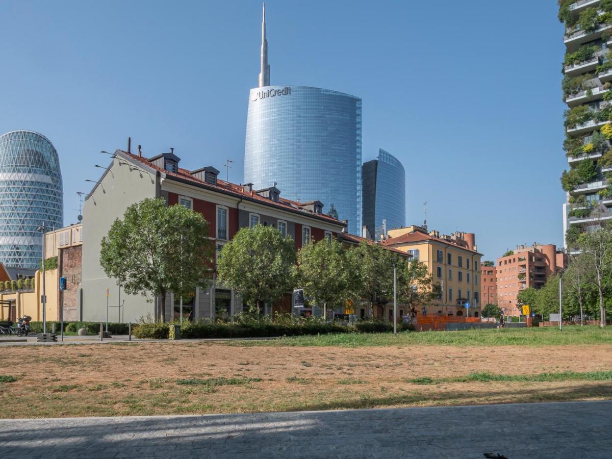 Luxury Apartment In Isola - Ca24 Milan Bagian luar foto