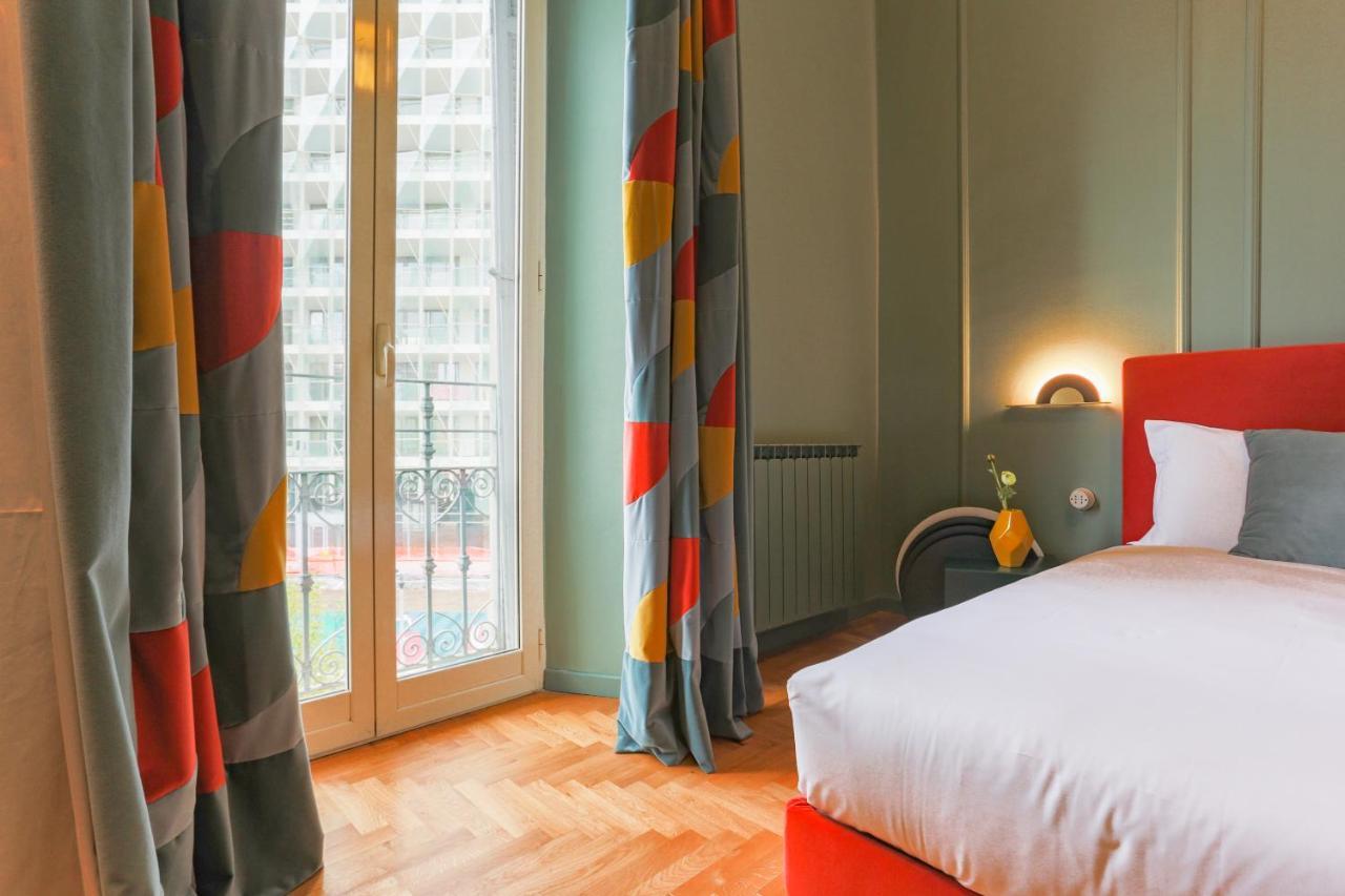 Luxury Apartment In Isola - Ca24 Milan Bagian luar foto