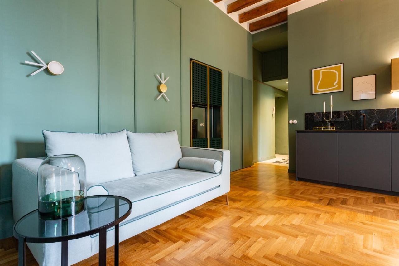 Luxury Apartment In Isola - Ca24 Milan Bagian luar foto